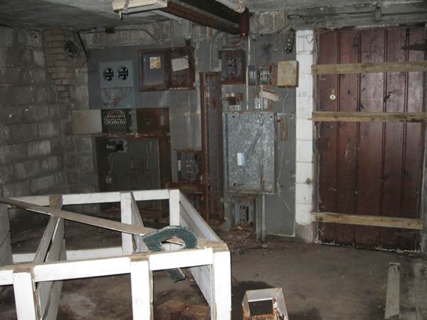 Maple City Drive-In Theatre - Summer 2013 (newer photo)